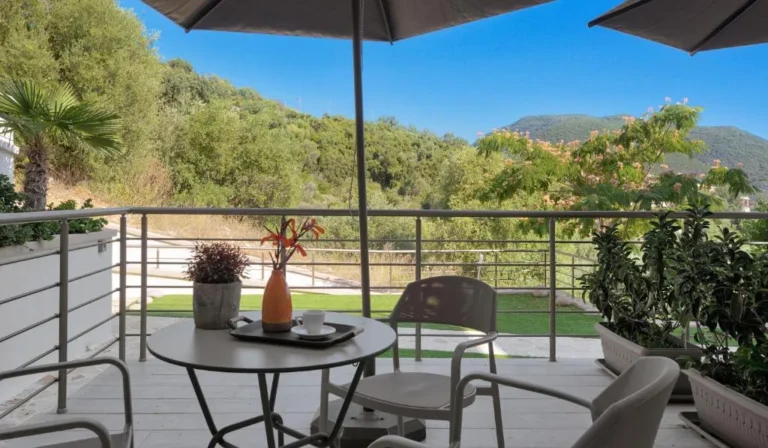 Double Room with Garden and Mountain view_1 - Prima Vista